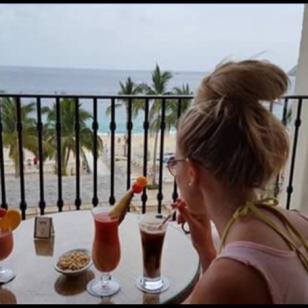 Meet your Posher, Leeanne